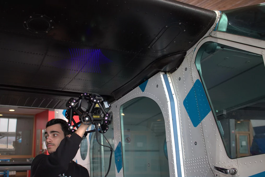 Технологии 3D‑сканирования и AR в электрификации самолёта